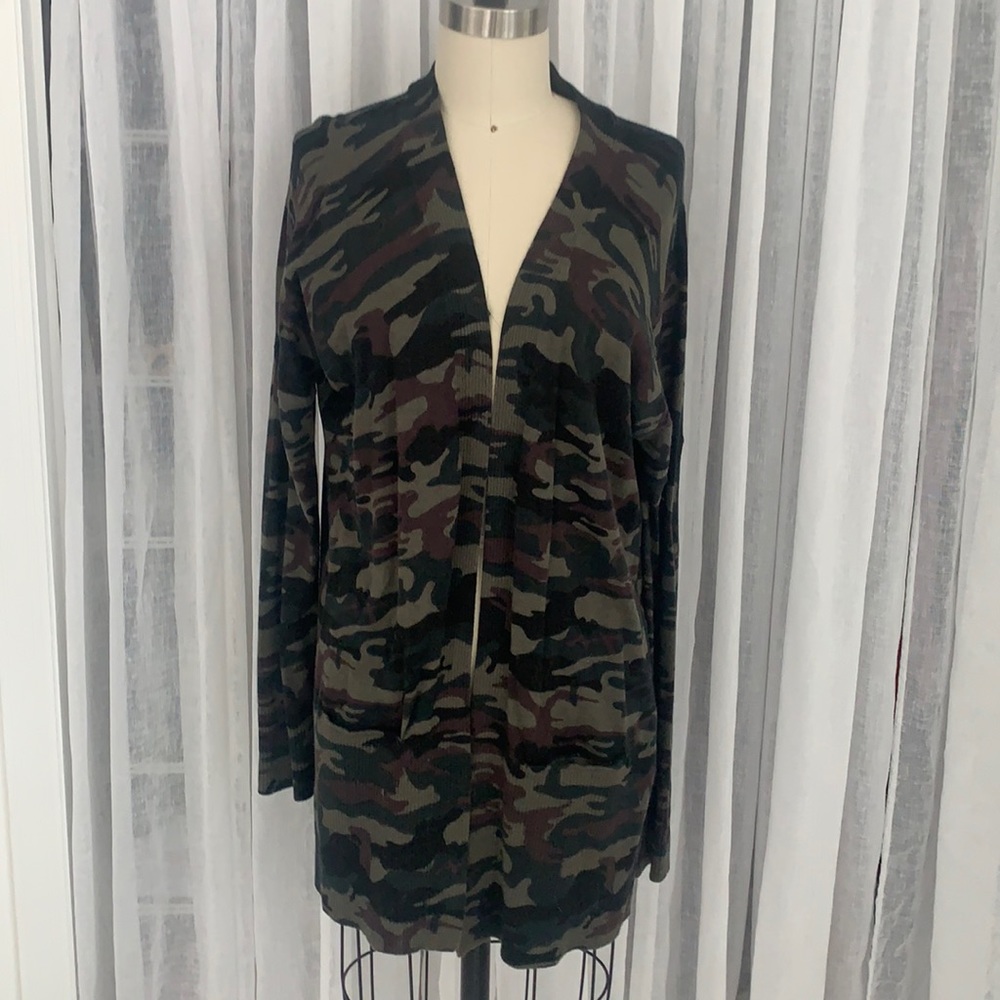 Sanctuary camouflage 2 pocket sweater